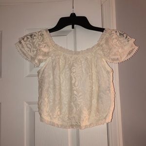 White Lace Off the Shoulder Abercrombie T-shirt
